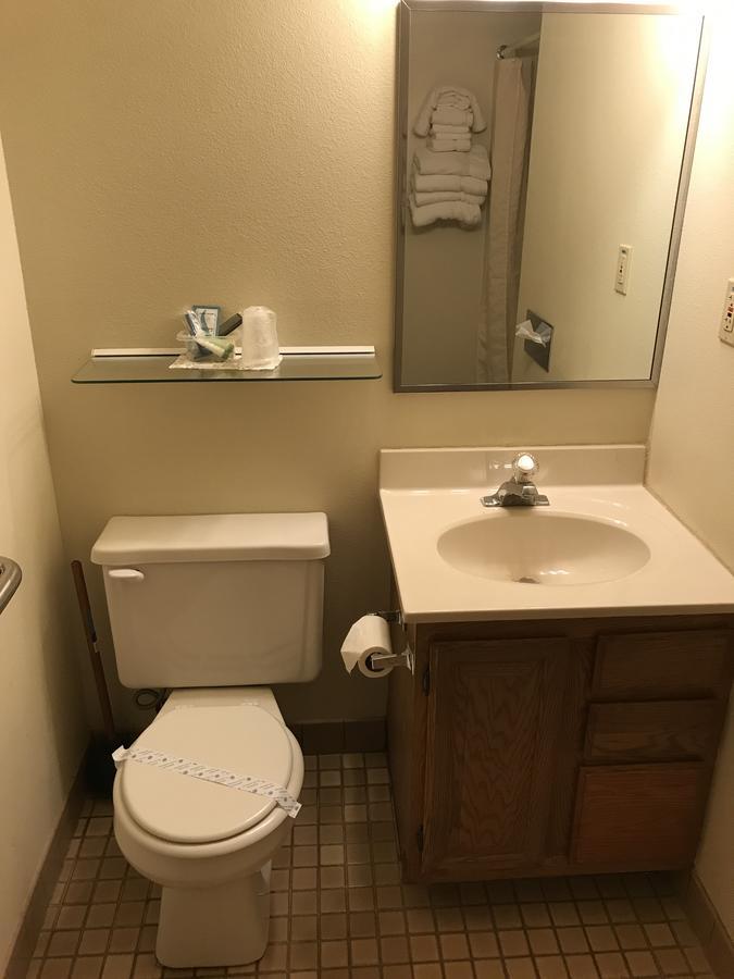 Exxon Quik Stop & Motel Wausaukee 外观 照片