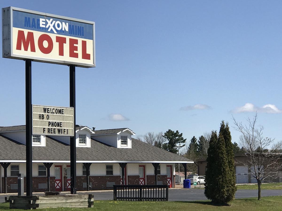 Exxon Quik Stop & Motel Wausaukee 外观 照片