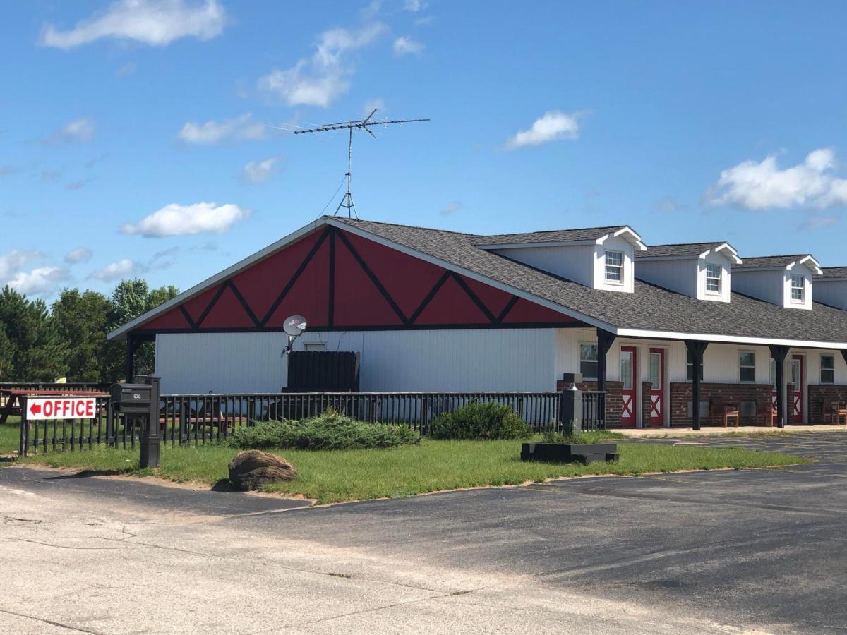 Exxon Quik Stop & Motel Wausaukee 外观 照片